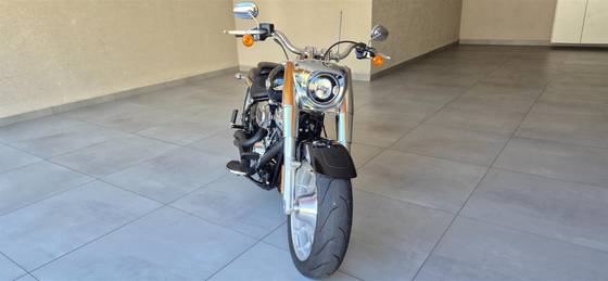 HARLEY-DAVIDSON SOFTAIL FAT BOY 114 HARLEY-DAVIDSON SOFTAIL FAT BOY 114